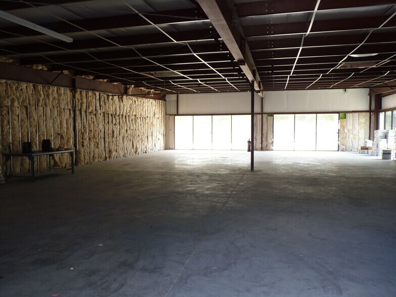 More Photos Of 8525 Jackrabbit Rd, Houston Unknown For Lease