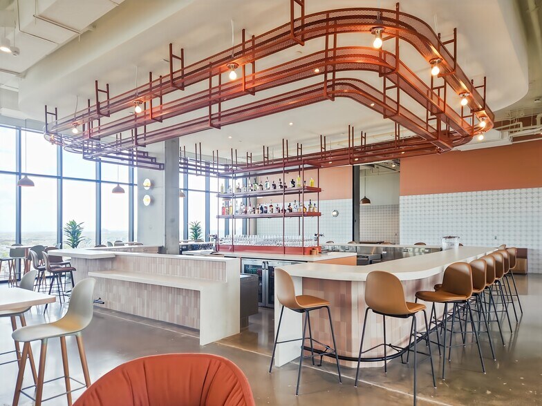 More Photos Of 5501 La Branch St, Houston Coworking Space