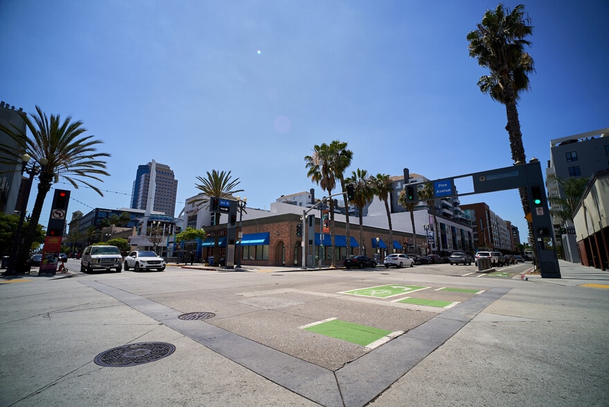 More Photos Of 108 W 3rd St, Long Beach Restaurant For Lease