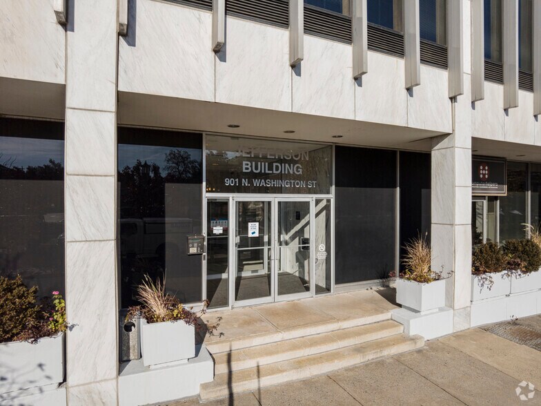 More Photos Of 901 N Washington St, Alexandria Office For Lease
