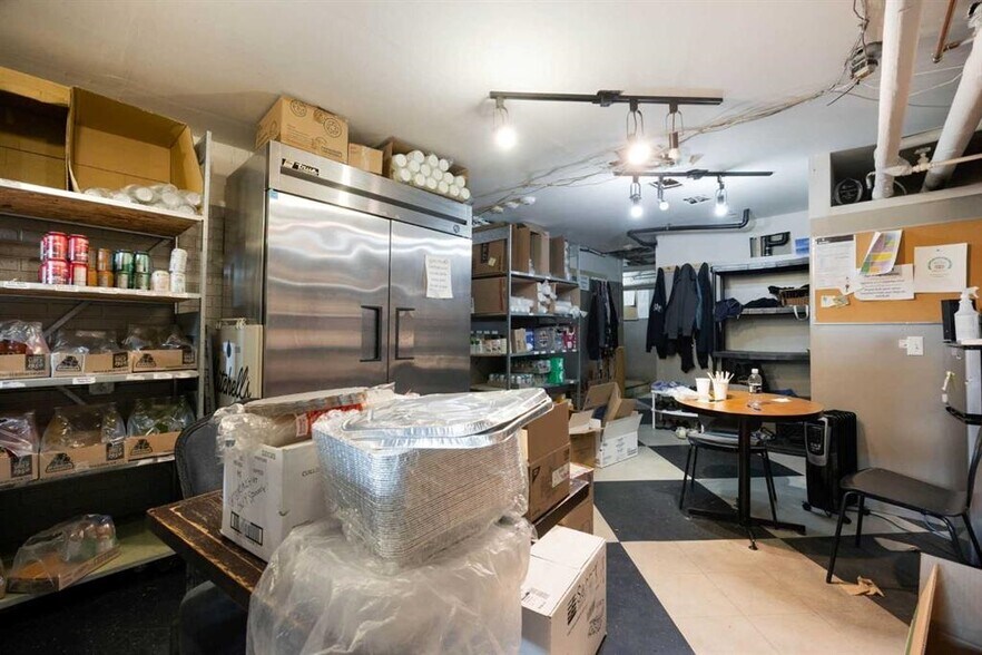 More Photos Of 10015 Main St, Fort McMurray Specialty For Sale