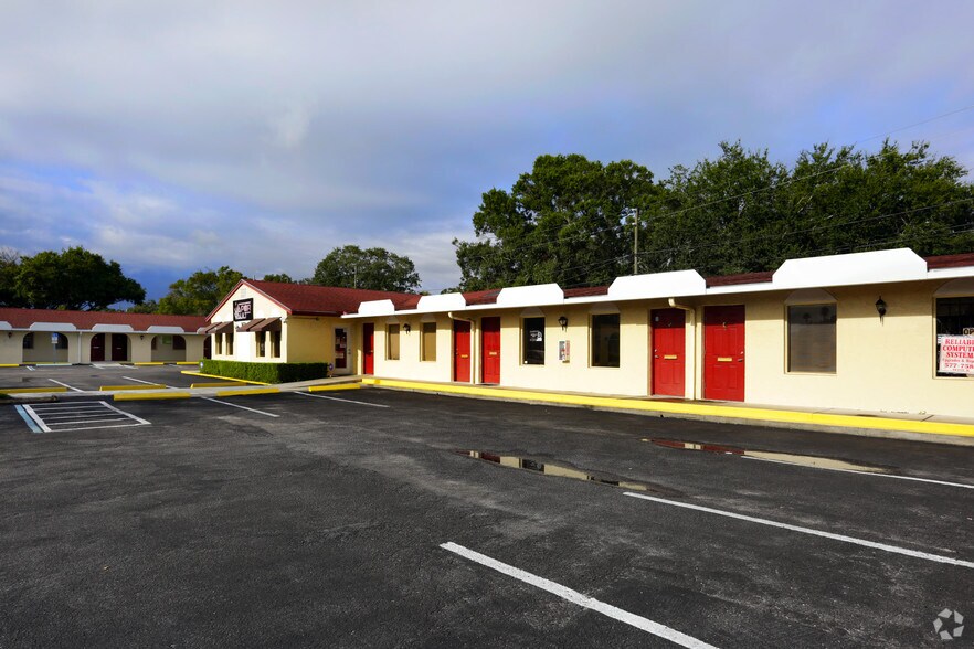 More Photos Of 8424 4th St N, Saint Petersburg Storefront Retail Office For Lease