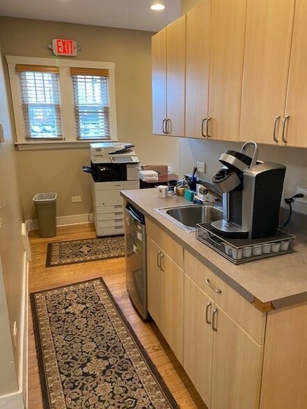 More Photos Of 5 S 6th Ave, La Grange Office For Sale