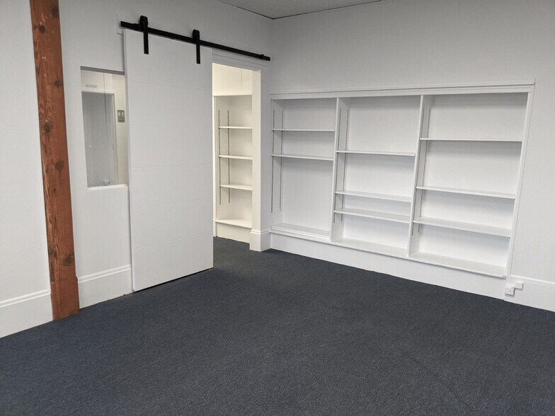 More Photos Of 222 Severn Ave, Annapolis Office For Lease