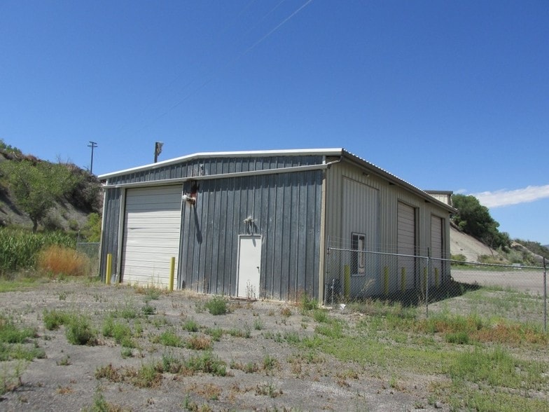 More Photos Of 5513 Highway 348, Delta Warehouse For Sale