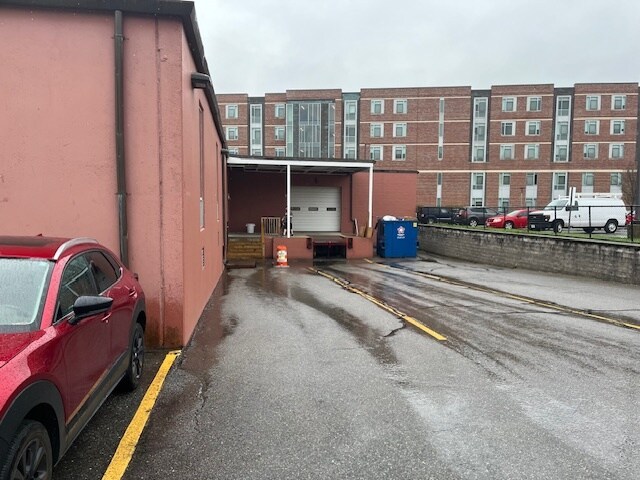 More Photos Of 71-121 Loring Ave, Salem Light Distribution For Lease