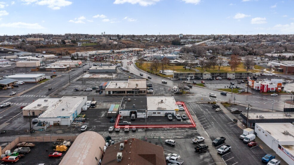 More Photos Of 508 E 3rd Ave, Moses Lake General Retail For Sale