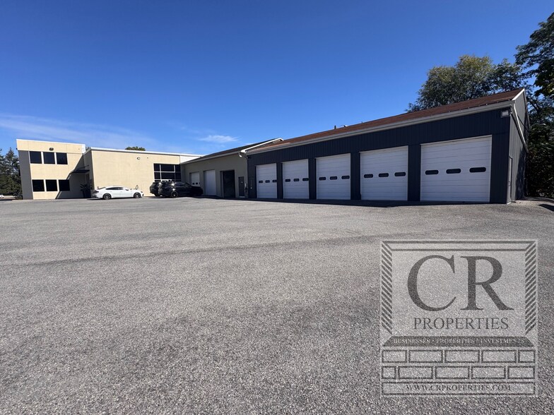 More Photos Of 28 IBM Rd, Poughkeepsie Auto Dealership For Lease