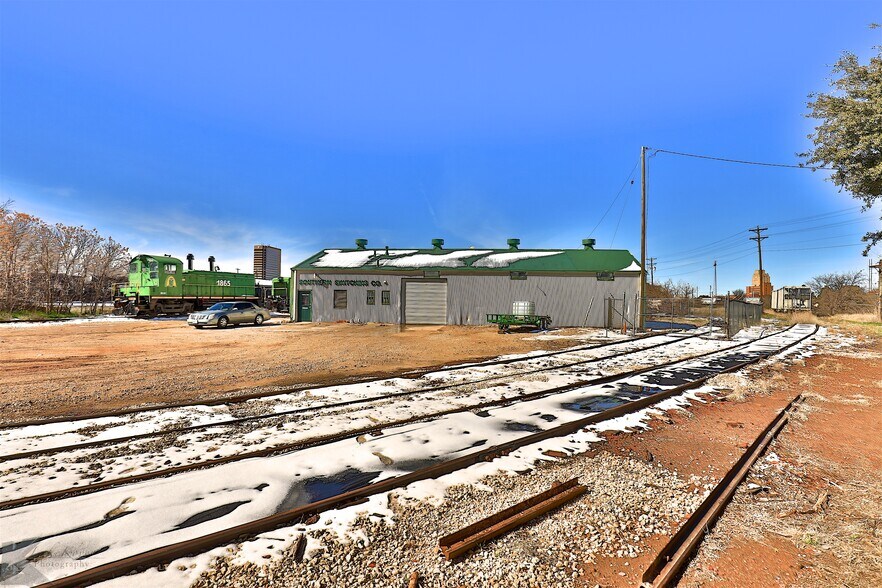 More Photos Of 133 Cherry St, Abilene Land For Sale