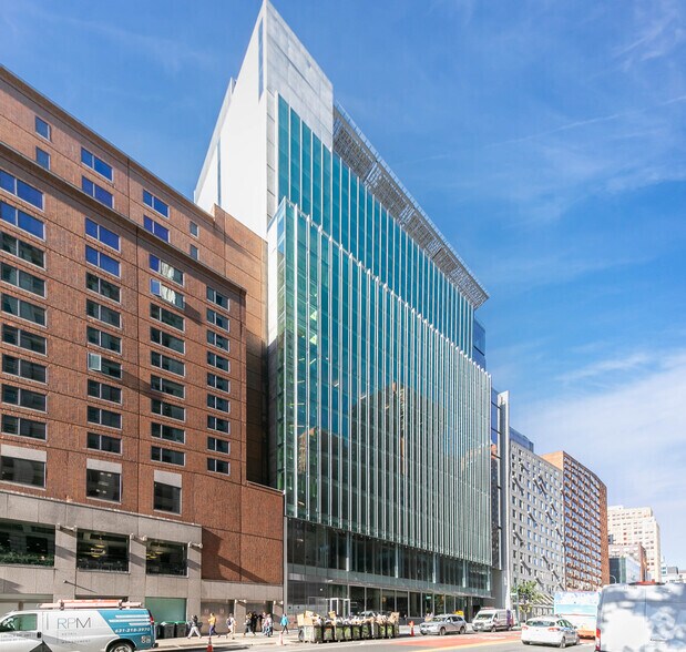 More Photos Of 124 E 14th St, New York Office For Lease