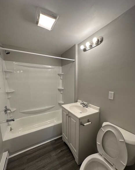 More Photos Of , Hartford Multifamily For Sale
