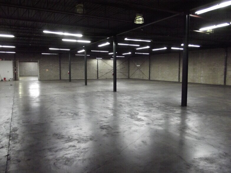 More Photos Of 3211 Dryden Rd, Dayton Warehouse For Lease