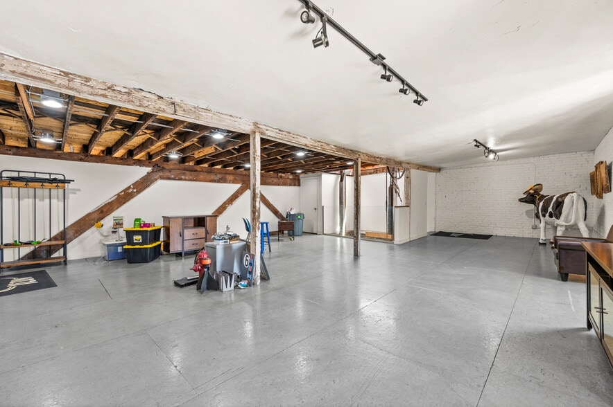 More Photos Of 630 S Stringfellow Ct, Salt Lake City Loft Creative Space For Lease