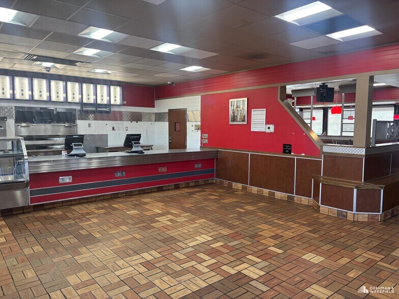 More Photos Of 1340 N Cleveland Ave, Loveland Freestanding For Lease