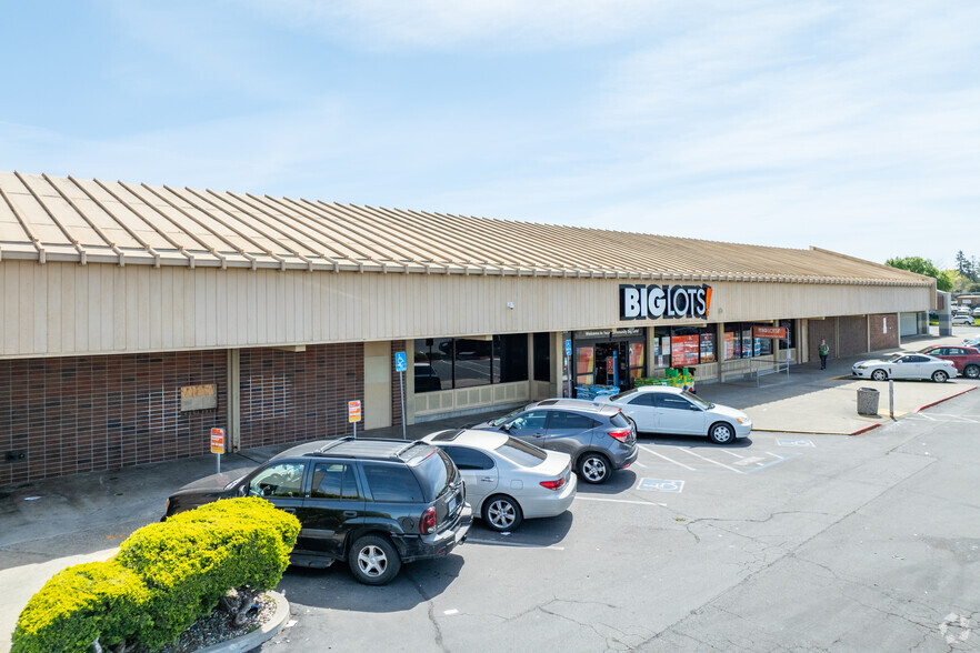 Primary Photo Of 6630 Valley Hi Dr, Sacramento Freestanding For Lease