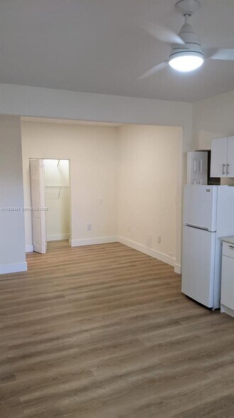 More Photos Of 2000 Monroe St, Hollywood Apartments For Sale