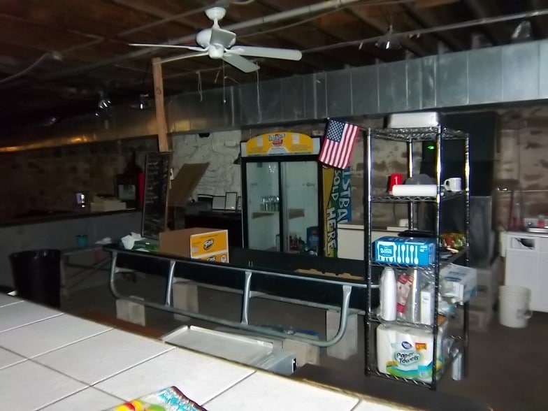 More Photos Of 104 S 2nd St, Okemah Restaurant For Sale