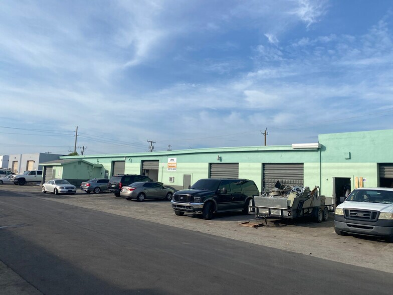 Primary Photo Of 723-731 NW 6th Ave, Fort Lauderdale Warehouse For Sale