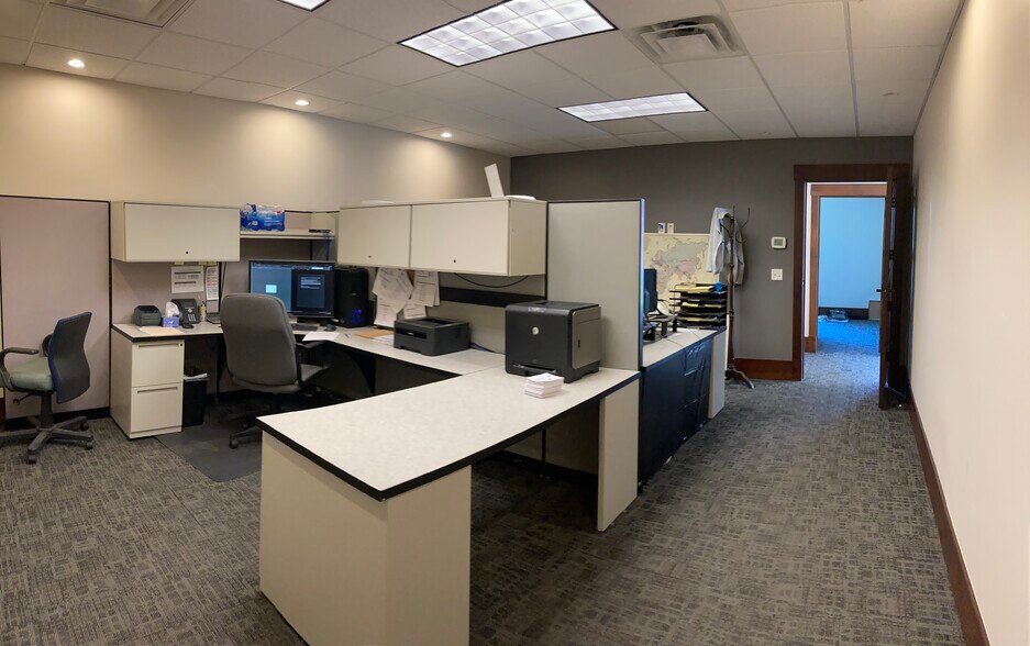 More Photos Of 141-145 W 900 N, Springville Light Distribution For Sale