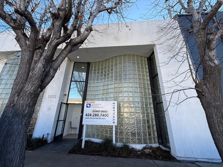 Primary Photo Of 3013-3017 Washington Blvd, Marina Del Rey Loft Creative Space For Lease