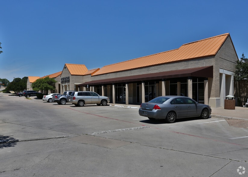 Primary Photo Of 2324 San Jacinto Blvd, Denton General Retail For Lease