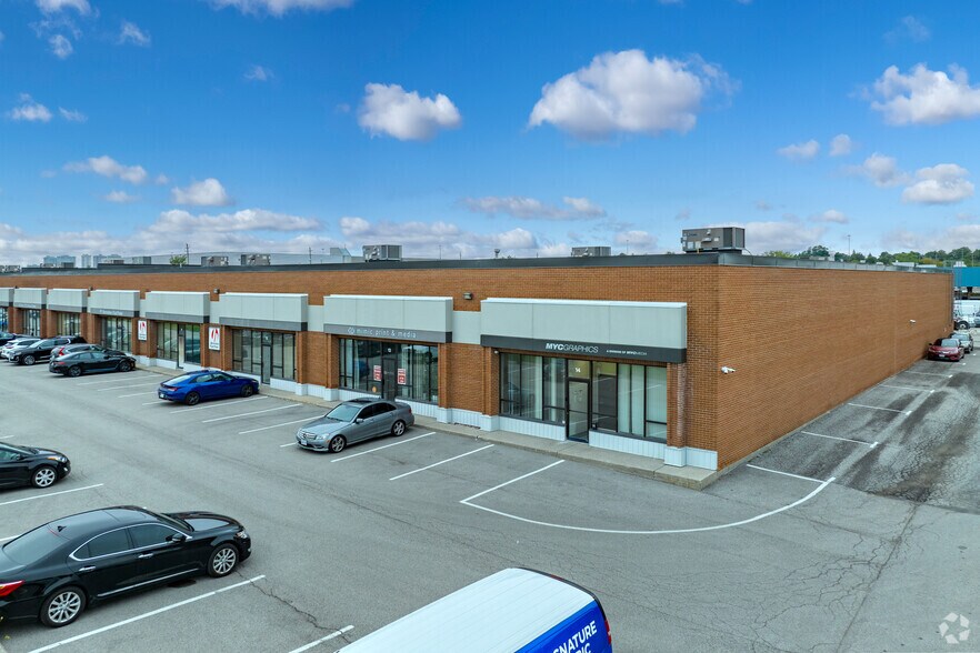 More Photos Of 20 Steelcase Rd W, Markham Service For Lease