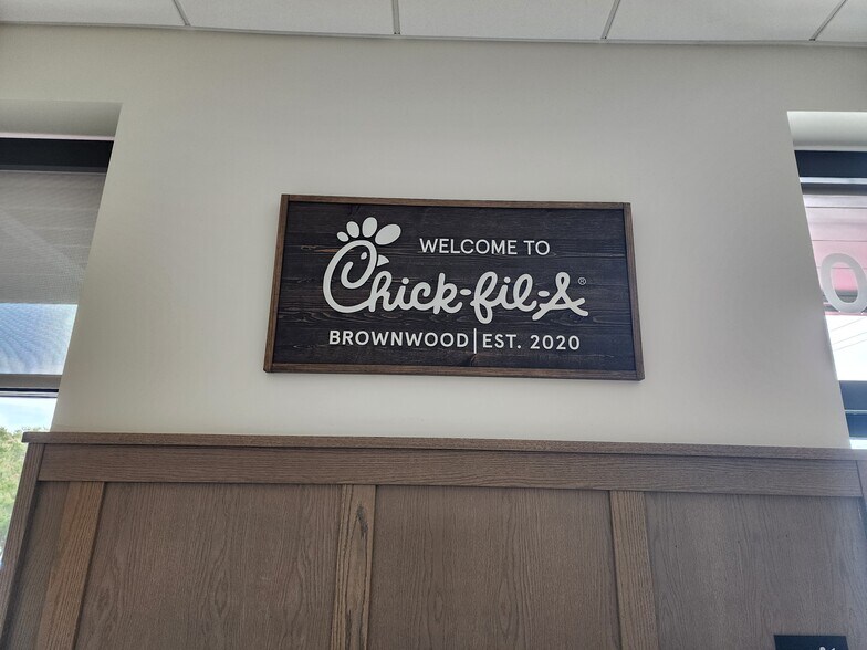 More Photos Of 500 E Commerce St, Brownwood Fast Food For Sale