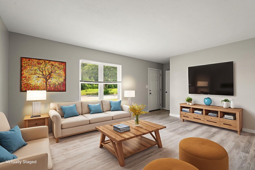 More Photos Of 815-817 Lancelot ct, Jeffersonville Multifamily For Sale