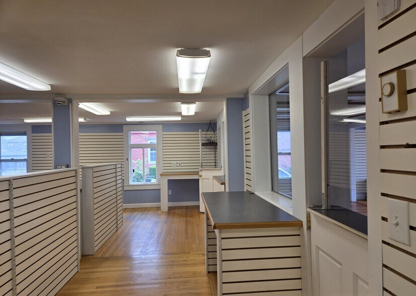 More Photos Of 290 Main St, Athol Storefront Retail Residential For Sale
