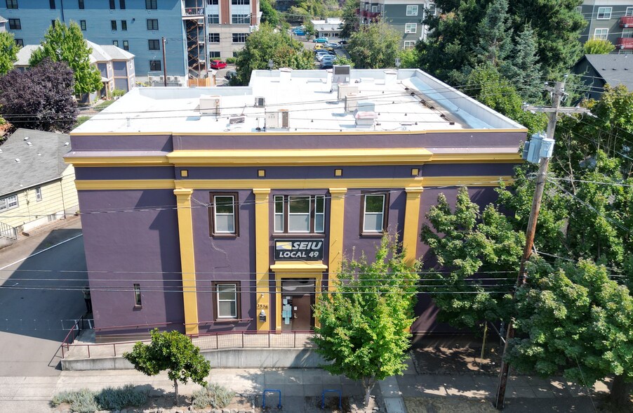 More Photos Of 3536 SE 26th Ave, Portland Office For Sale