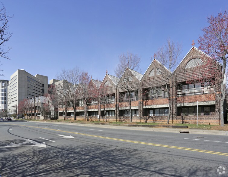 More Photos Of 101 N McDowell St, Charlotte Office For Sale