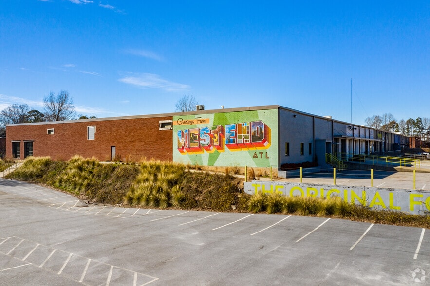 More Photos Of 929-933 White St, Atlanta Unknown For Lease