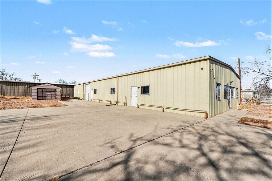 More Photos Of 827 S Bowen St, Longmont Industrial For Lease