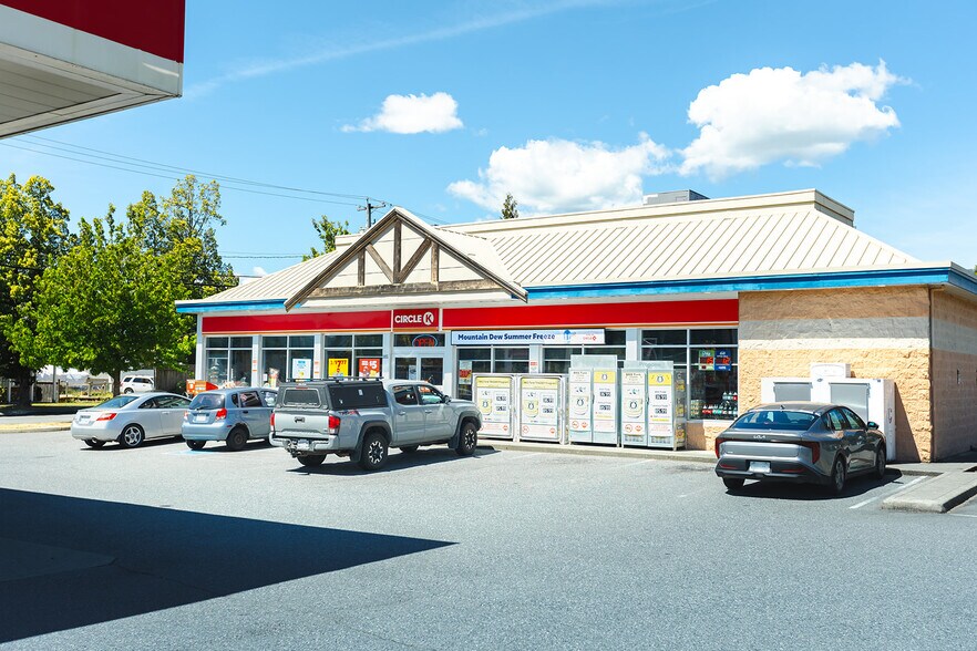 More Photos Of 3955 Johnston Rd, Port Alberni Convenience Store For Sale