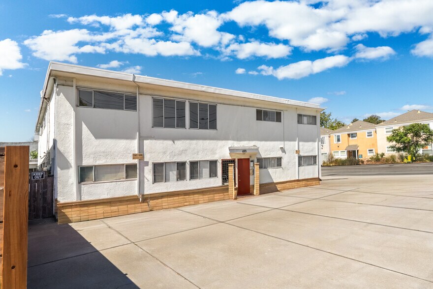 More Photos Of 1728 Curtis St, Berkeley Apartments For Sale