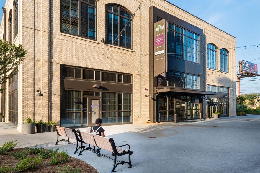 More Photos Of 5080 Peachtree Blvd, Chamblee Office For Lease