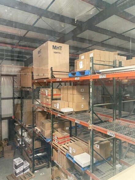 More Photos Of 1961 Richmond Ter, Staten Island Warehouse For Lease