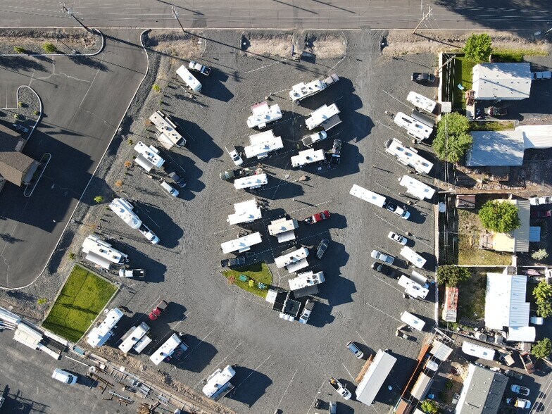 More Photos Of 1314 W Pierce St, Burns Trailer Camper Park For Sale