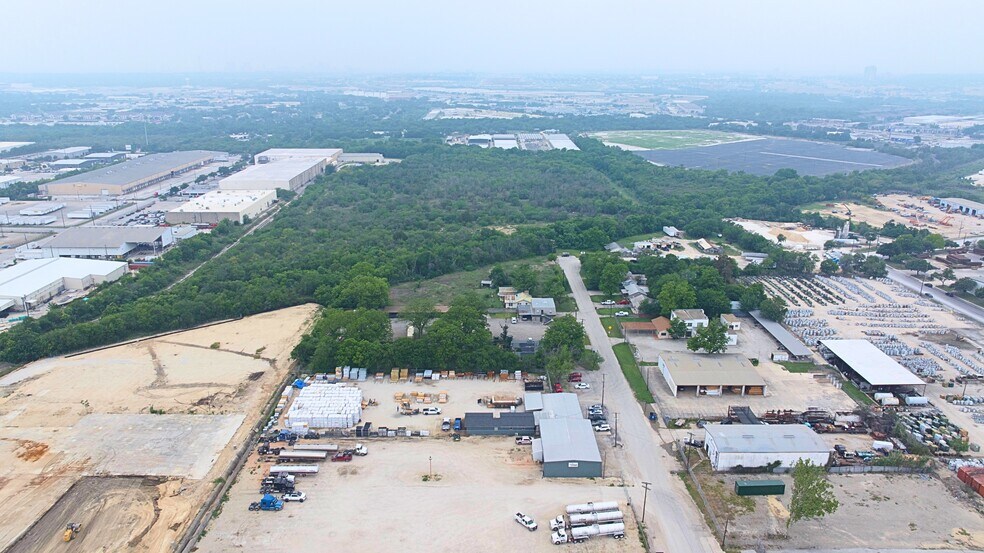 More Photos Of 124 Seale Rd, San Antonio Land For Sale