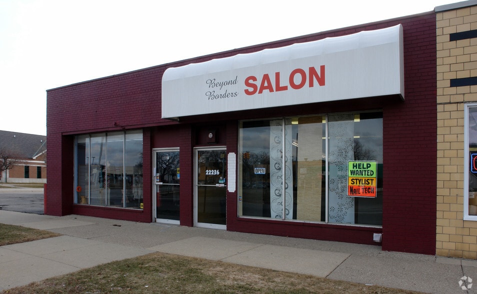 Primary Photo Of 22236-22240 Gratiot Ave, Eastpointe Storefront Retail Office For Sale