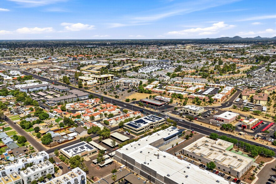More Photos Of 2051 W Northern Ave, Phoenix Medical For Lease