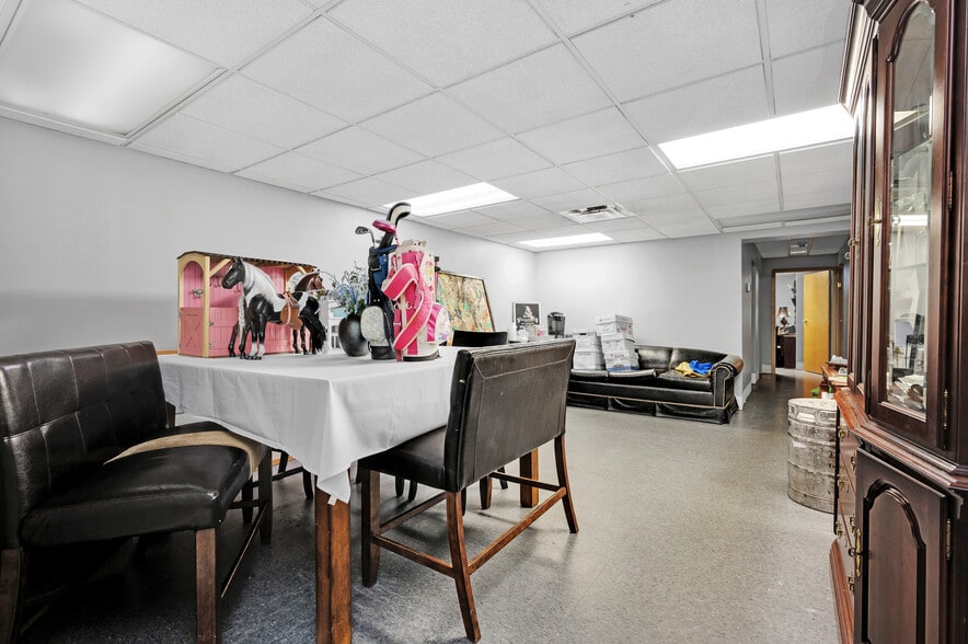 More Photos Of 825 Commonwealth Ave, West Mifflin Land For Sale