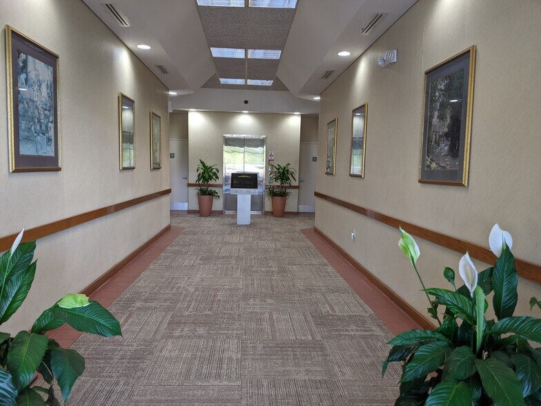 More Photos Of 1501 Robert J Conlan Blvd NE, Palm Bay Office For Lease