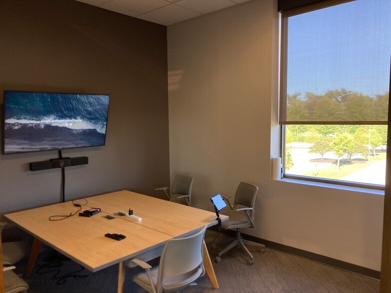 More Photos Of 9645 Lincoln-Way Ln, Frankfort Unknown For Lease