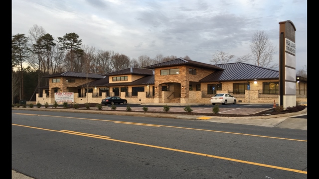 Primary Photo Of 1344 E Cobb Dr, Marietta Office For Lease