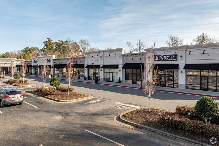 More Photos Of 735 N Main St, Alpharetta Freestanding For Lease