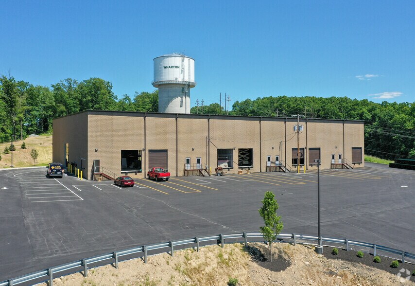 More Photos Of 105 W Dewey Ave, Wharton Warehouse For Lease