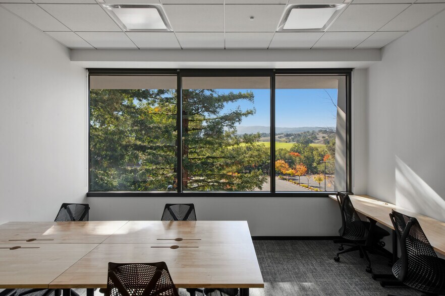 More Photos Of 1881 Page Mill Rd, Palo Alto Coworking Space