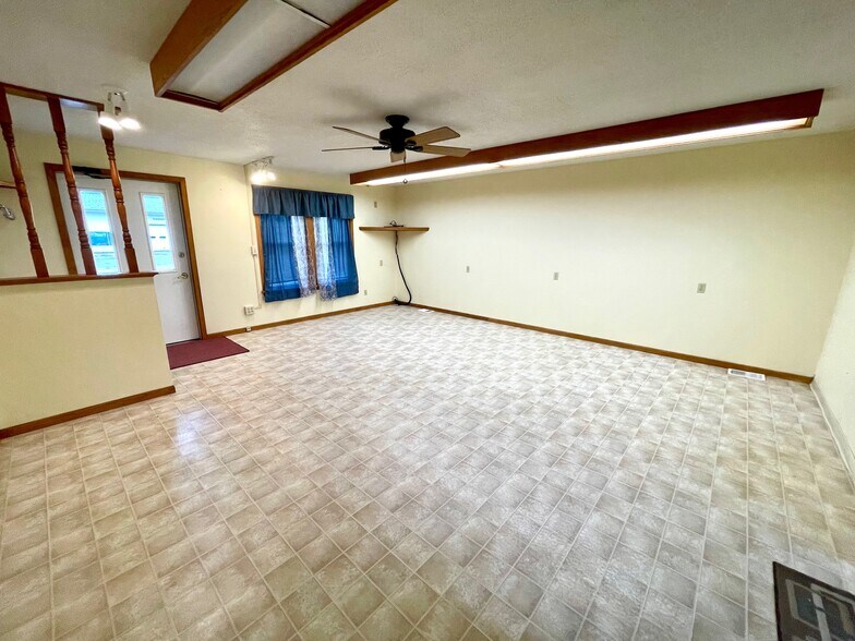 More Photos Of 2003 Broadway St S, Menomonie Storefront Retail Residential For Sale