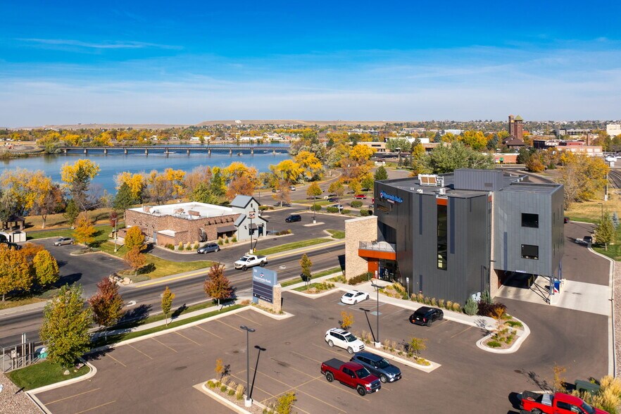 More Photos Of 501 River Dr S, Great Falls Office For Sale